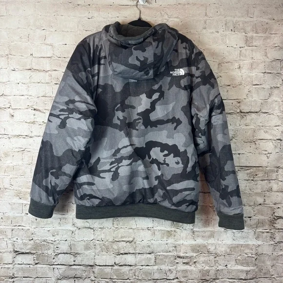 The North Face Men's Medium Homme Reversible Camouflage Jacket Grey Camo Coat M